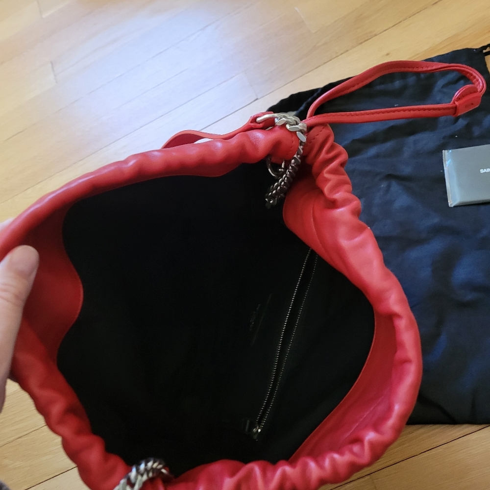 Saint laurent studded leather bucket bag nwot - Picture 4 of 11